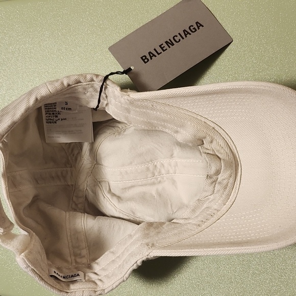 Balenciaga BB Paris Icon Cap - Picture 2 of 3
